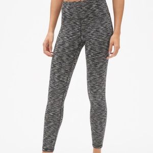 GAP Pants - 💥SALE💥GapFit High Rise Blackout Spacedye Legging GAP Pants - 💥SALE💥GapFit High Rise Blackout Spacedye Legging